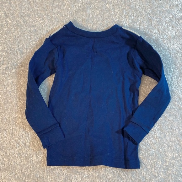 🟢5/$25 Disney Mickey Mouse 2-piece pajamas - Picture 5 of 9